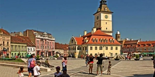 Piaţa Sfatului