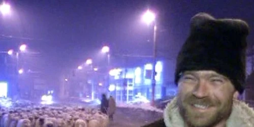 Cioban cu 200 de oi pe un bulevard din Iaşi
