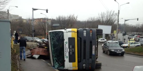 Şoferul vinovat de producerea accidentului a fost amendat