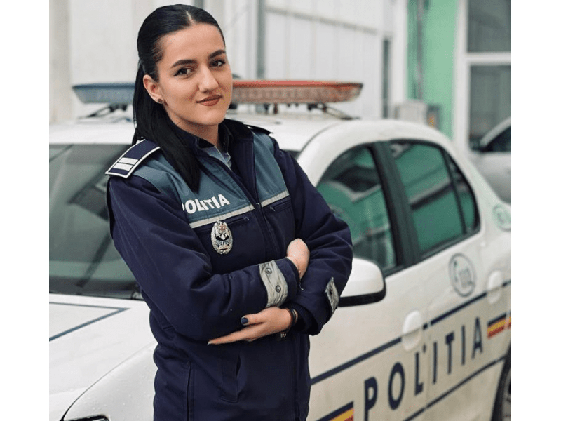 Iustina, poliţista cu care se laudă Neamțul: „Mereu din spatele norilor răzbate soarele“