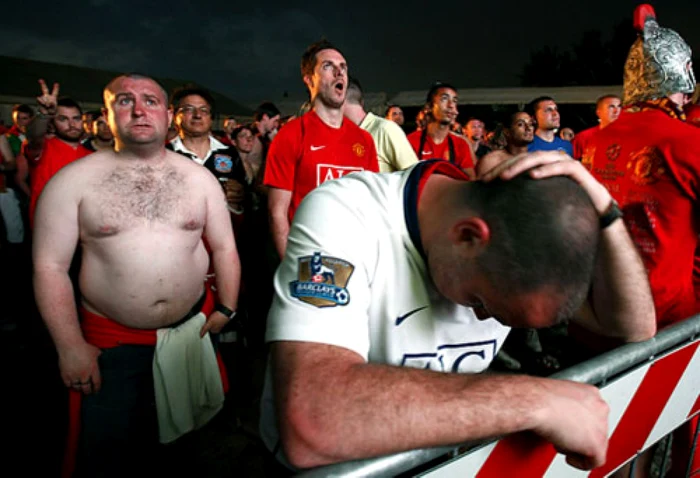 Actualul sezon este unul de coşmar pentru suporterii lui Manchester United. FOTO: http://sadunitedfans.tumblr.com/