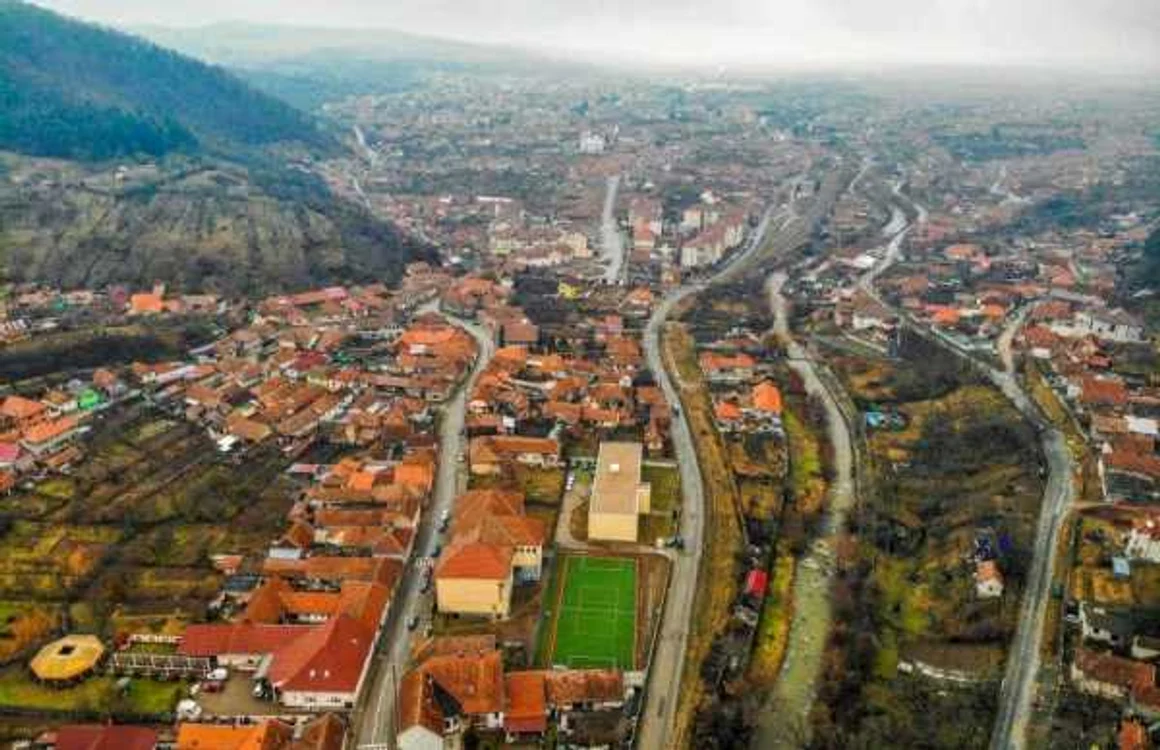 Vedere aeriană a oraşului Cugir