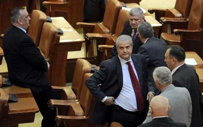Adrian Năstase a iniţiat Legea graţierii din urmă cu 15 ani