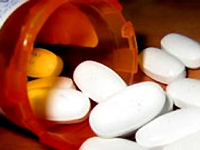 Producătorii români şi străini umblă la preţurile medicamentelor