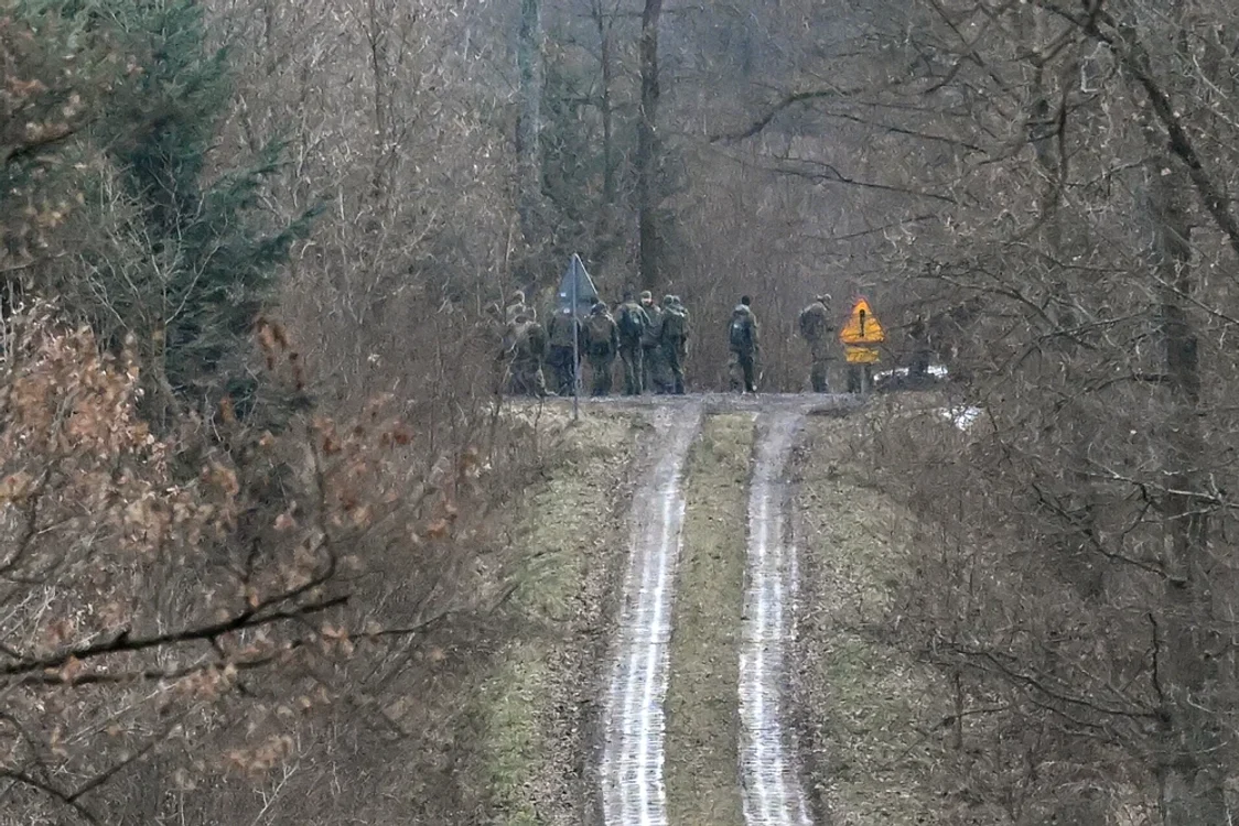 Soldați polonezi patrulează la graniță în estul țării FOTO EPA-EFE