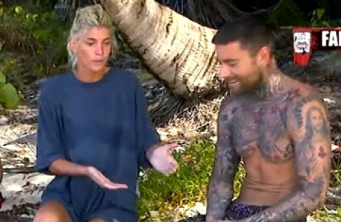Laura Giurcanu și Tj Miles, apropieri suspecte la Survivor Sursa: captură Pro TV