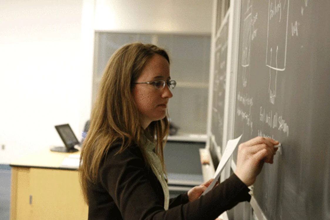 
    BAC 2015 Rezolvare subiecte Istoriefoto: adevarul.ro  
