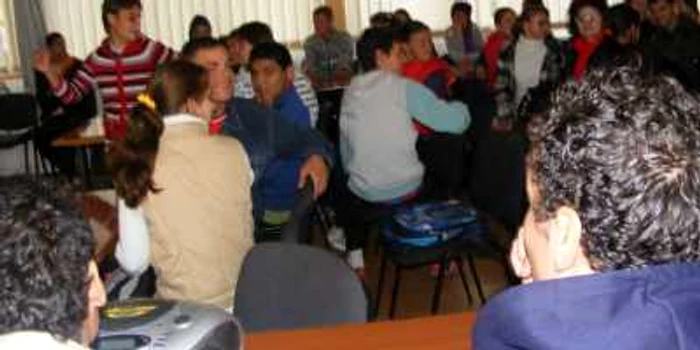 Beneficiarii proiectului sunt 200 de tineri cu probleme speciale
