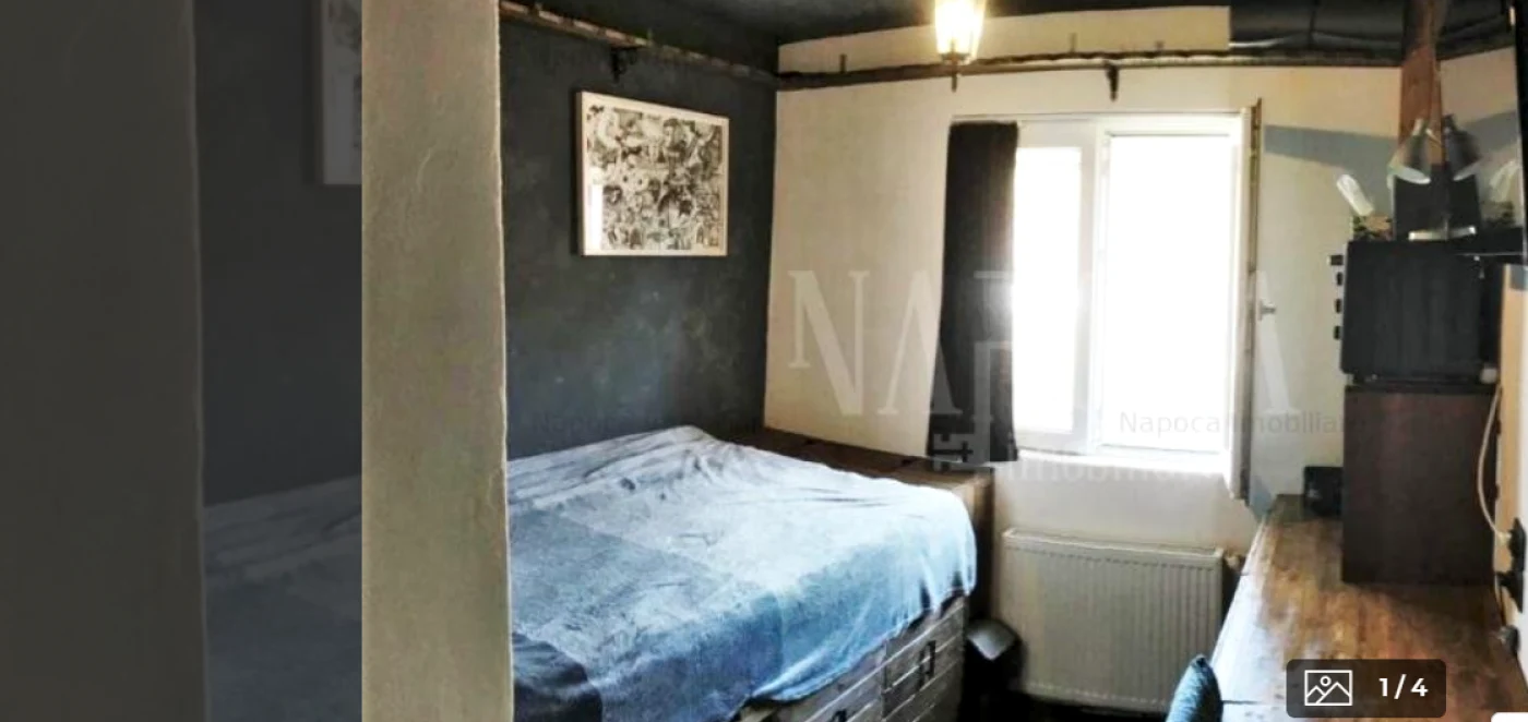 Aşa arată unica cameră a garsonierei care se vinde cu peste 3.000 de euro metrul pătrat. FOTO: Napoca IMobiliare