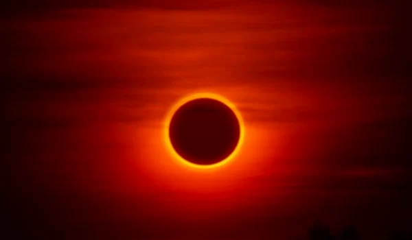 eclipsa inelara istock jpg