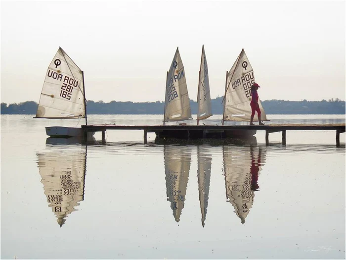 Sporturi nautice lacul Techirghiol yachting bărci vele pânze Sursa Clubul Nautic Român