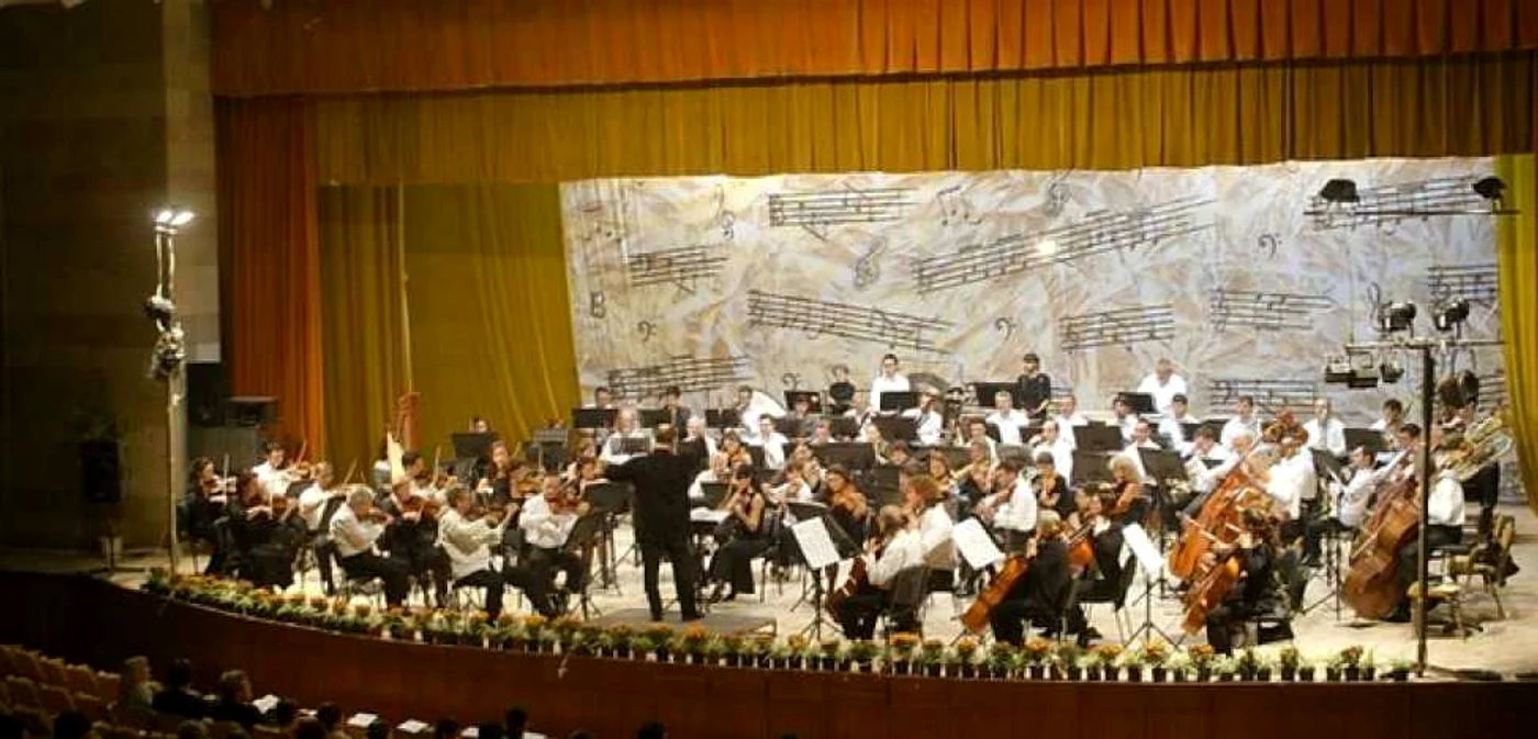 Ploieştenii sunt invitaţi la concert