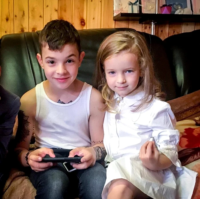 1 fiul lui pavel stratan cezar stratan si fiica lui radu sirbu o zone eva maria sirbu jpg jpeg