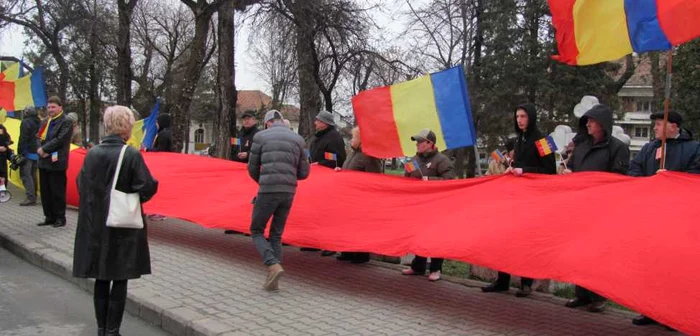 Susţinere de la Alba Iulia pentru eleva din Covasna persecutată la şcoală