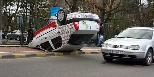 accident relu calcea odyssey. foto