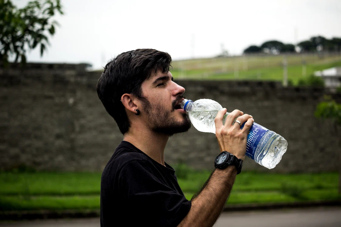 Apa la PET poate deveni periculoasă FOTO: pexels