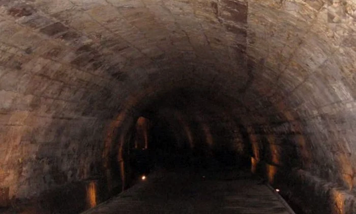 Tunele secrete ale cavalerilor templieri, folosite pentru a transporta aurul către „Turnul Comorilor”, descoperite în Israel jpeg