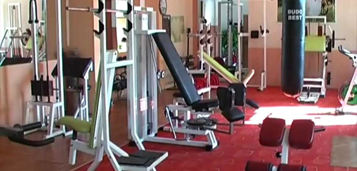 Elevii de la Voievodul Gelu vor face orele de sport la Hercules Gym
