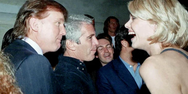 Donald Trump și Jeffrey Epstein, fotografie găsită in proprietatea lui Jeffrey Epstein FOTO oversightdemocrats house gov JPG