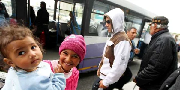 Ţigani în autobuz