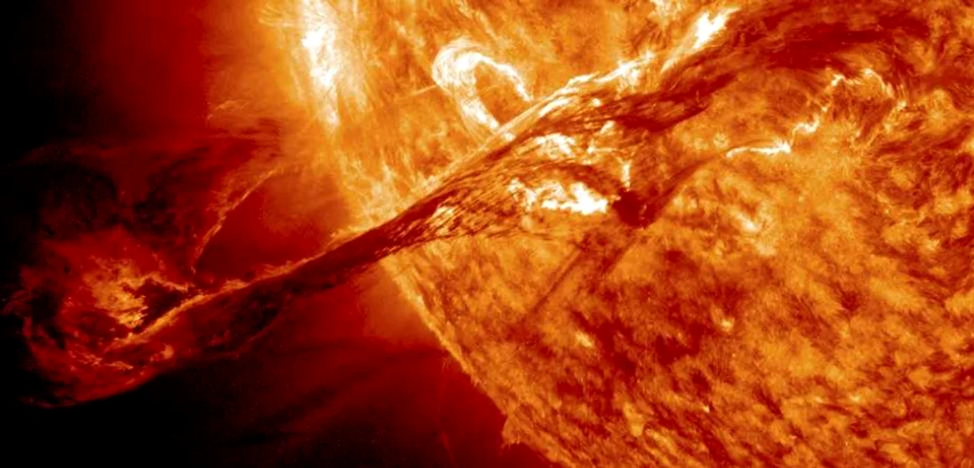O  explozie solară violentă înregistrată de NASA anul acesta FOTO NASA