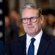 Candidatul republican la Președintia SUA, Donald Trump și premierul laburist britanic Keir Starmer/ FOTO; Getty Images