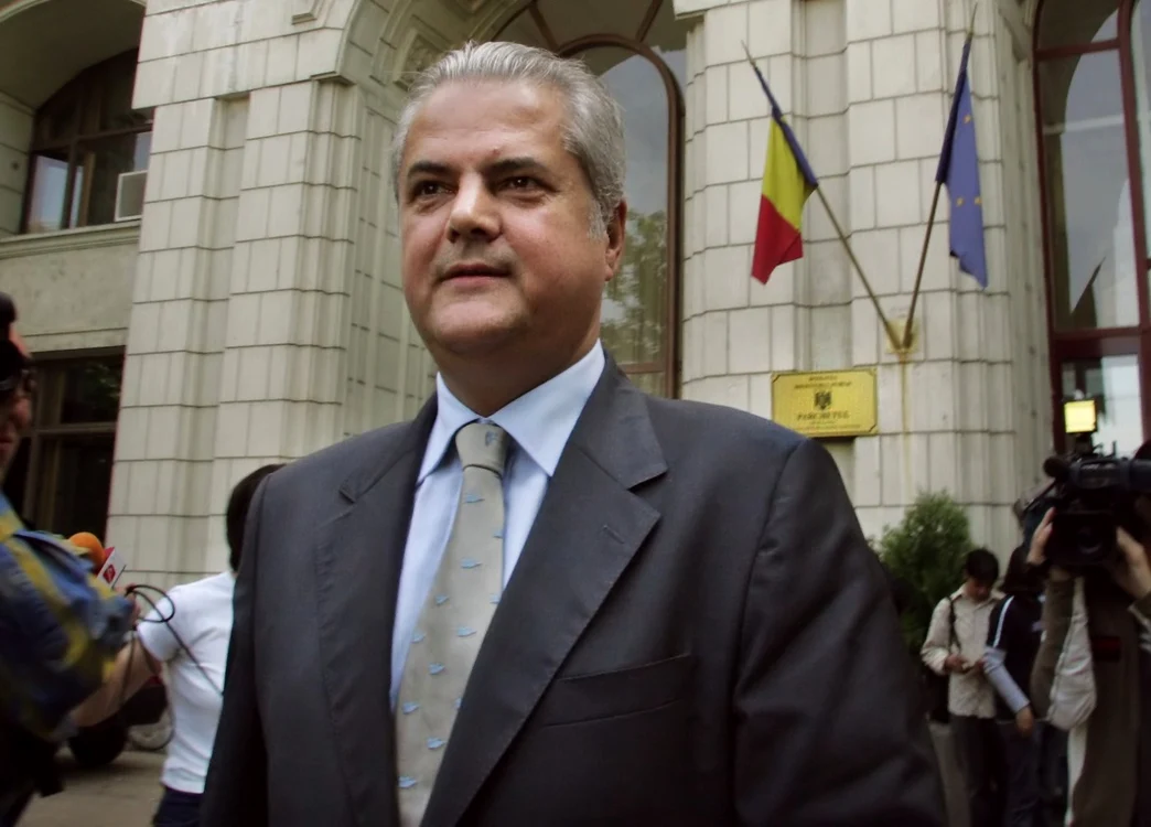Judecătorii au apreciat, în motivarea eliberării condiţionate, că fostul premier Năstase a fost un deţinut model   FOTO Adevărul