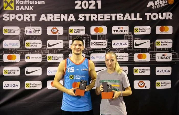 Cei mai buni aruncători de la distanță au fost premiați de sponsori