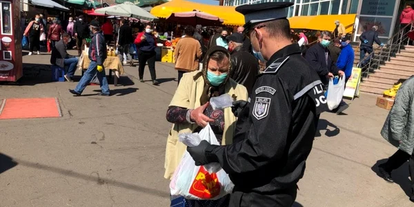 politisti locali masti cozonaci Galati 1