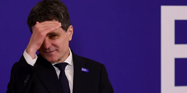 Nicușor Dan la Summitul B9 FOTO Inquam / Octav Ganea