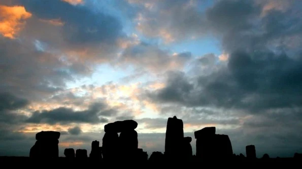 O nouă teorie rescrie istoria monumentului Stonehenge jpeg