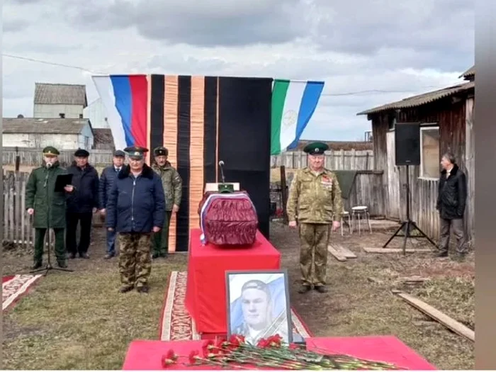 Înmormânarea unui ocupant rus FOTO: Telegram Ucraina 365