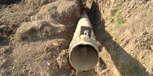 Conducta pe care vroiau să o fure hoții. Foto Jandarmeria Prahova