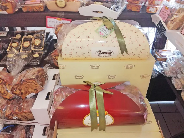 Produsele îşi aşteaptă cumpărătorii