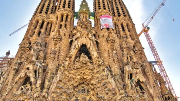 VIDEO Catedrala Sagrada Familia va fi sfinţită de Papă jpeg