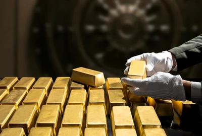 Lingouri de aur FOTO Shutterstock