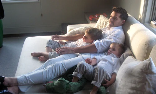 detras de las camaras con ricky martin 6251 662x430 jpeg