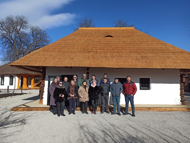 Casa „Amintirilor din copilărie“, înainte și după restaurare. Memorialul Ion Creangă din Humulești va fi redeschis FOTO VIDEO