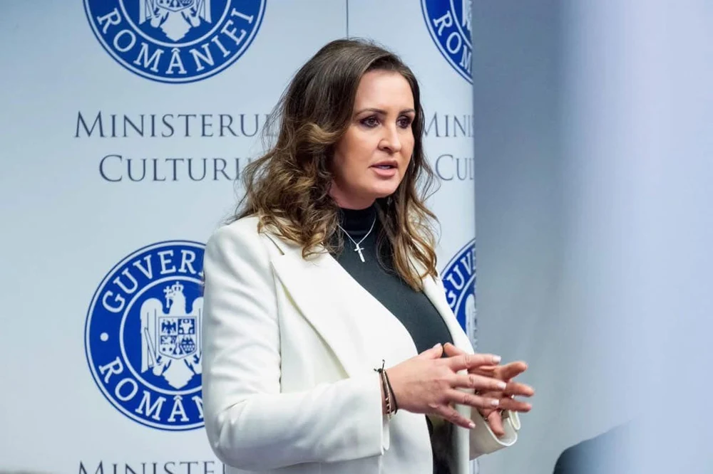 Natalia Intotero (PSD) îl atacă pe Siegfried Mureșan: „Premierul pe care nimeni nu l-a ales, dar care apare pe listele de funcții”