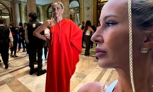 Crina Abrudan face senzație pe podium, ca model dar se va lansa și ca designer! Cine crede în ea și o ajută!