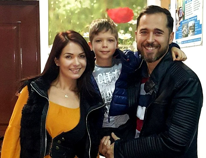 Dinu și Deea Maxer mai au un băiețel în vârstă de 8 ani