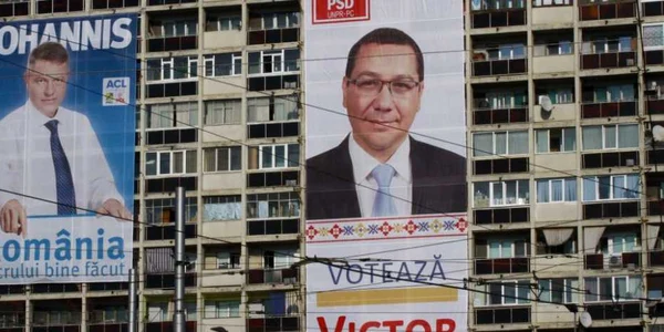 Alegeri prezidentiale 2014 afise klaus iohannis victor ponta FOTO Mediafax