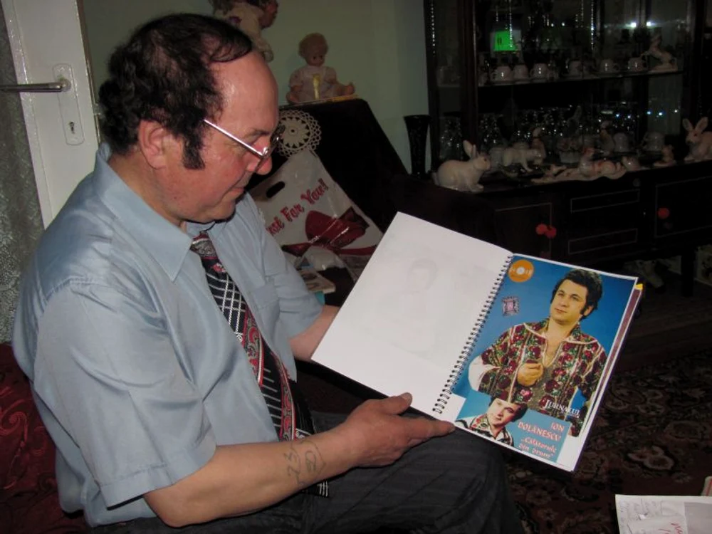 Vasile Neagu i-a compus o poezie regretatului interpret. FOTO: ADS Târgovişte