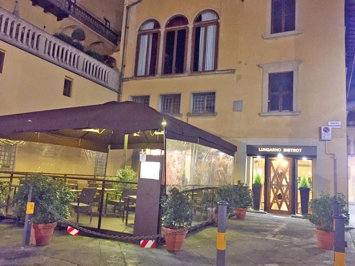 Decembrie 2015 Lungarno Bistrot a luat locul restaurantului deţinut de Mutu