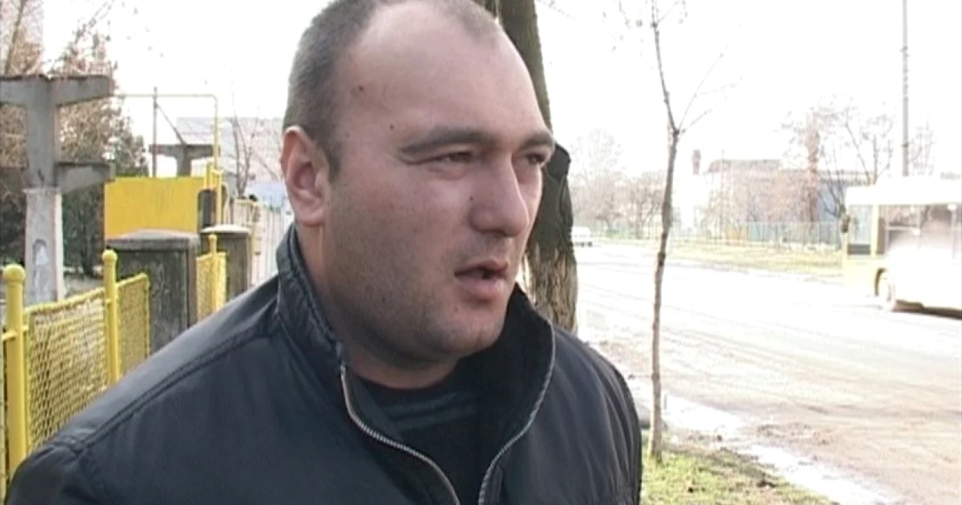 Tânărul a fost transferat la un alt liceu