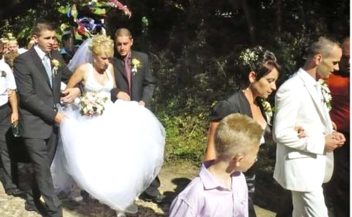 Momente memorabile de la nunta familiei Nemeş, din Văleni