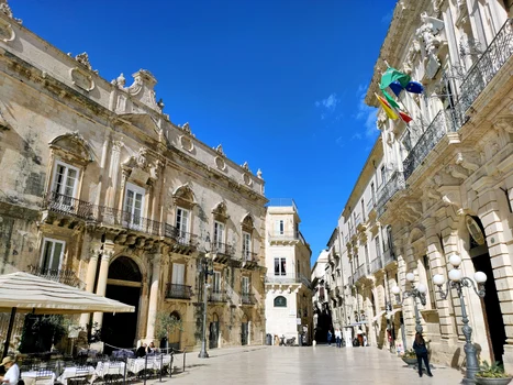 Siracusa cu a sa insulă legată de oraș, Ortigia Foto Dan Roșu