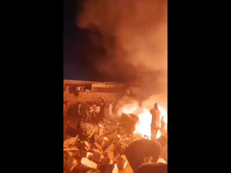 Un avion al armatei sudaneze s-a prăbușit într-o zonă rezidențială, aproape de Khartoum. 46 de persoane au murit