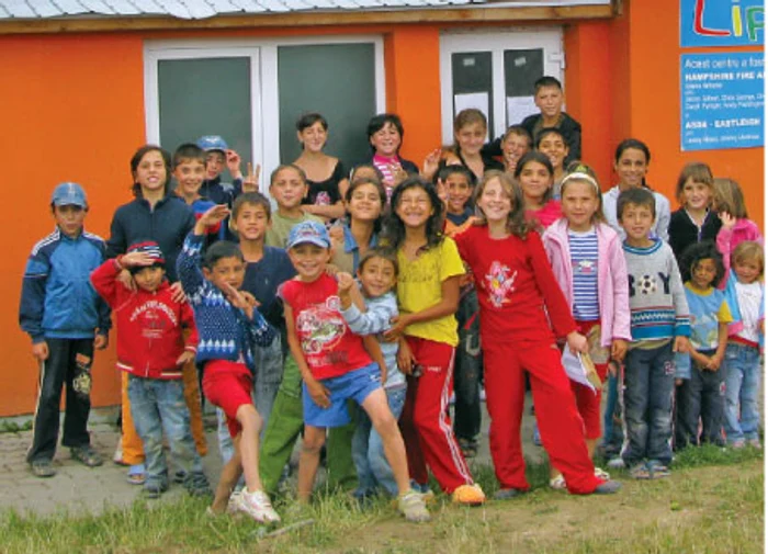 Tot mai mulţi copii beneficiază de susţinerea Fundaţiei de Sprijin Comunitar