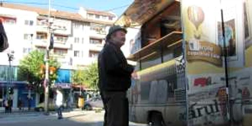 Ramnicenii s-au interesat de opera lui Păunescu